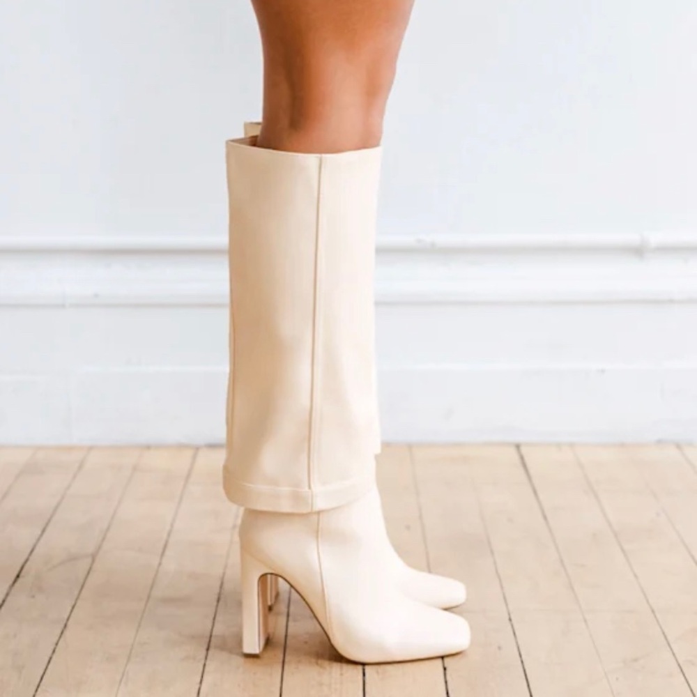 Lulu's Lorlia Boots in Almond*NEW* Sz 8